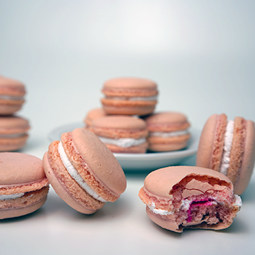 Strawberry Macaroon